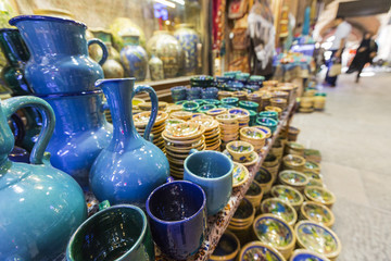 Fototapeta premium traditional iranian souvenirs in market (Bazaar) in Isfahan, Iran. 