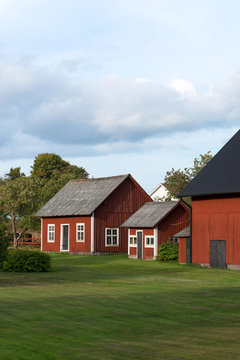 Bauernhof mit roten Stallungen Korsberga, Smaland Schweden 
