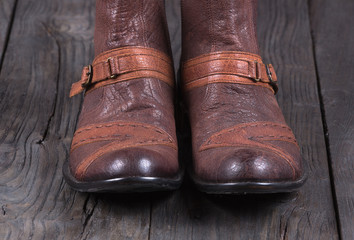 the leg with the male shoe leather vintage