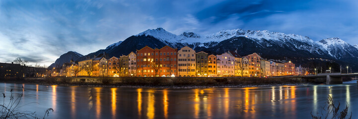 Innsbruck at night - Austria - obrazy, fototapety, plakaty
