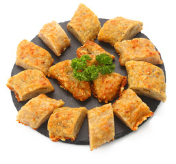 Plat de pains au fromage