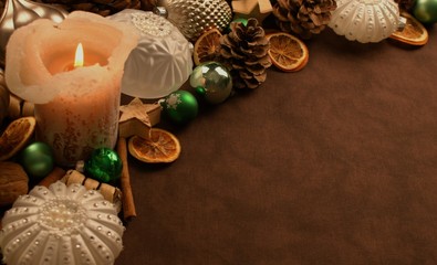 Weihnachtsgruß in Naturfarben