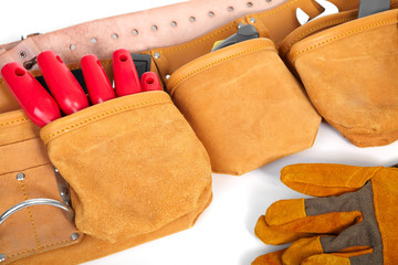 Belt builder and instruments