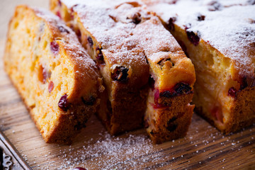 Pumpkin cranberry bread