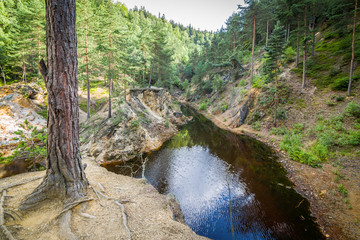 Kolorowe jeziorka w Rudawach Janowickich © Jan