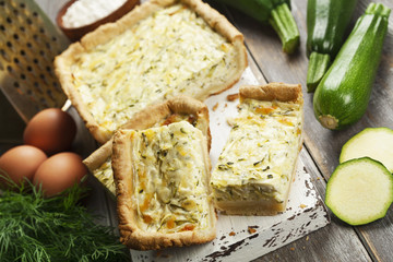 Pie with zucchini and herbs