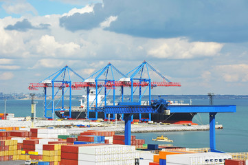 Port cargo crane, ship and container