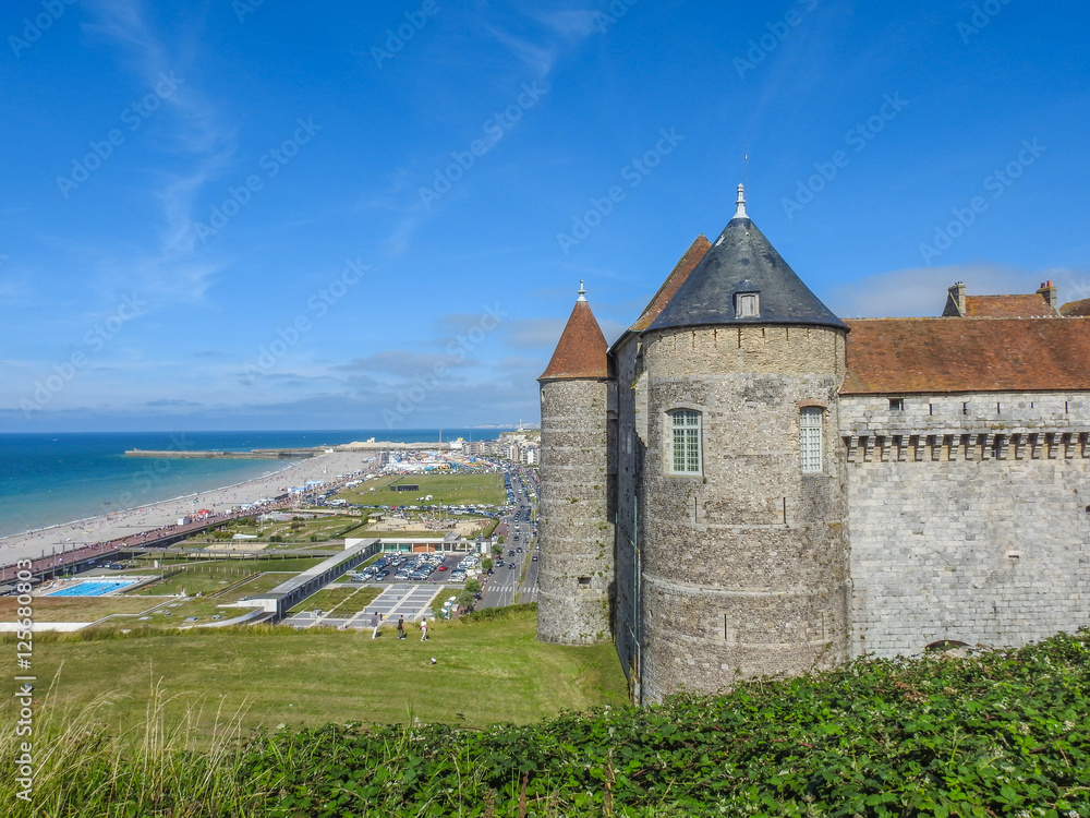 Wall mural château dieppe