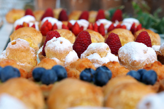 Pasticcini - Dolci - Frutta