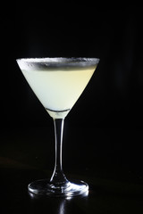 White cocktail with form on top