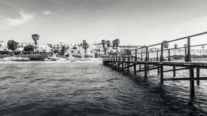 Obraz premium the bridge to the sea