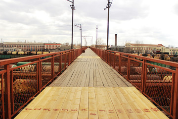 Мост над железной дорогой