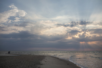 Sonnenaufgang am Strand in Skagen