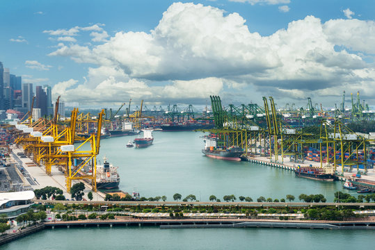 Singapore cargo terminal,one of the busiest port.