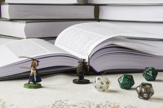 RPG, figurki książki i kości k20