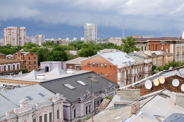 Obraz premium View to the modern city street