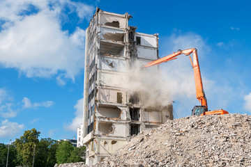 Destruction of high building