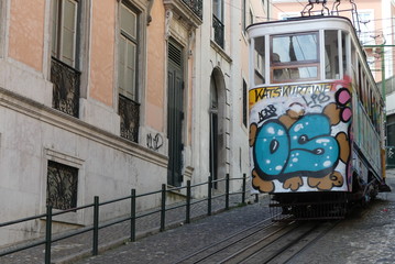 Naklejka na ściany i meble Tram of Lisboa