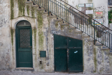 Capri Doorways