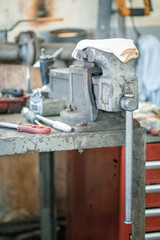 Working place in a car repair station