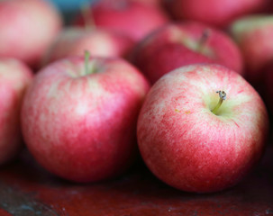 Fototapeta na wymiar Group of red tasty apples