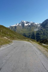 Fototapeta premium Straße ins Kaunertal