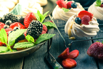  pavlova meringue with fresh berries fruits