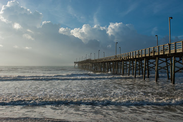 Obraz premium Ocean pier. Beach scene. Topsail Island, North Carolina. 