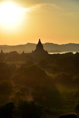 Myanmar coucher de soleil