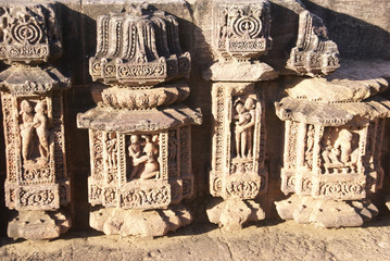 Sculptures of loving couples
