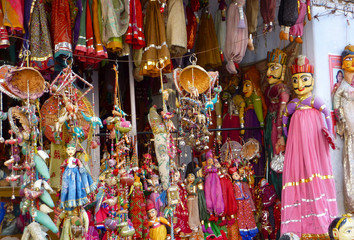 Puppets and marionettes of Rajput princes