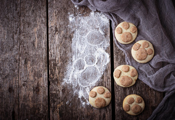 Cookies in the shape of cats paw