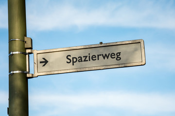 Fototapeta premium Schild 67 - Spazierweg