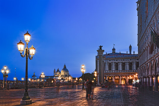 Fototapeta Venice San Marco Lamps Columns Set