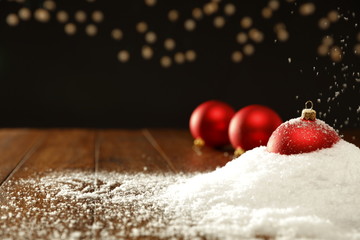 christmas balls 