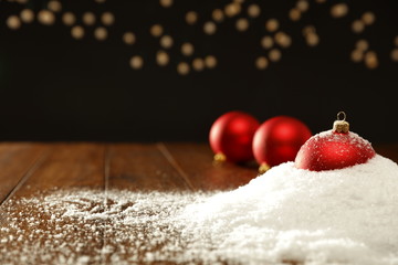 christmas balls 