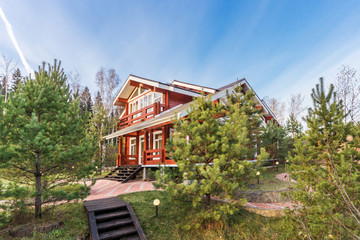 Fototapeta na wymiar Beautiful modern log house