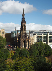 Naklejka premium The Scott Monument in Princes Street Gardens Edinburgh Scotland
