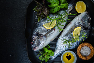 Raw fish with herbs and spices