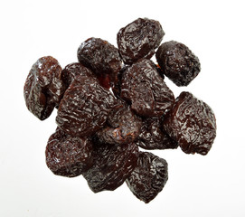 mucchio di prugne secche