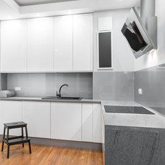 White high-gloss kitchen