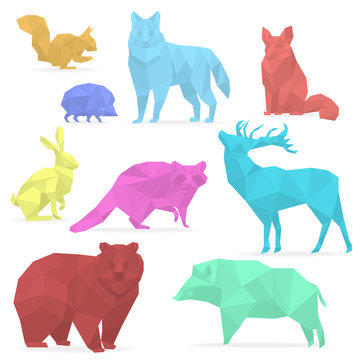 Animals low poly. Origami paper animals. wolf bear deer wild boar fox raccoon rabbit hedgehog.