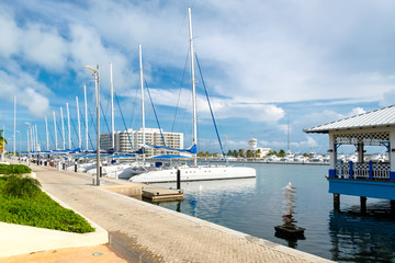 Obraz premium Marina at Varadero beach in Cuba