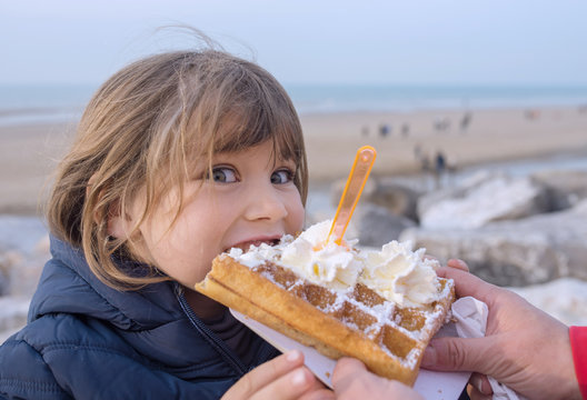 une gaufre sur la plage