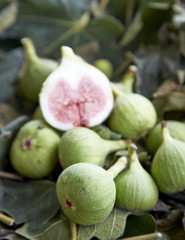 figs healthy fruit is Ripe