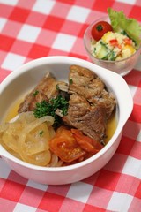 スペアリブのビネガー煮とポテトサラダ