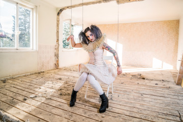 Marionette - Puppe - Broken Doll 