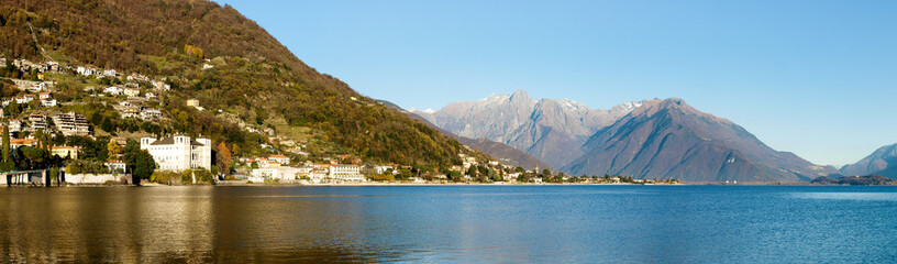 Fototapeta premium overlooking of the lake