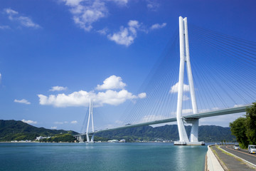 Obraz premium 多々羅大橋（しまなみ海道）