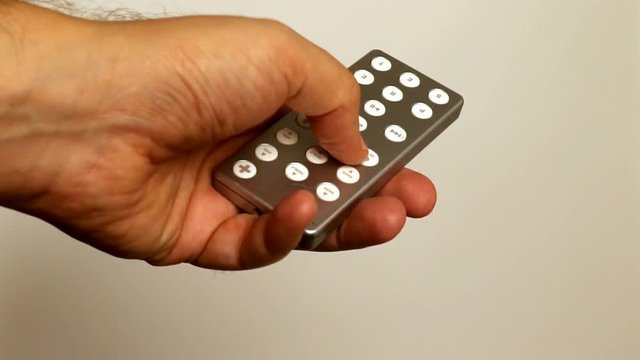 t&eacute;l&eacute;commande